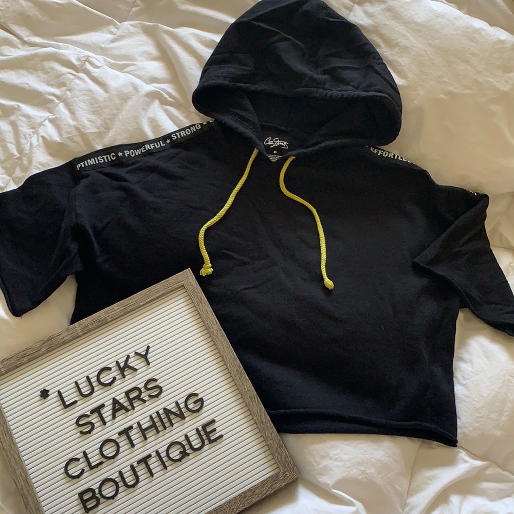 City Streets Juniors Cropped Top w/ Hood